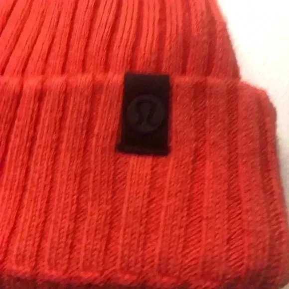 Lululemon Womens orange wool blend beanie cap knitted - Picture 2 of 3